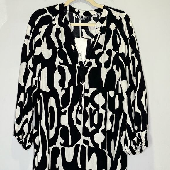 NWT Zara Abstract Print Lightweight Long Sleeve V-neck Midi Dress Black White Sm - Picture 4 of 13